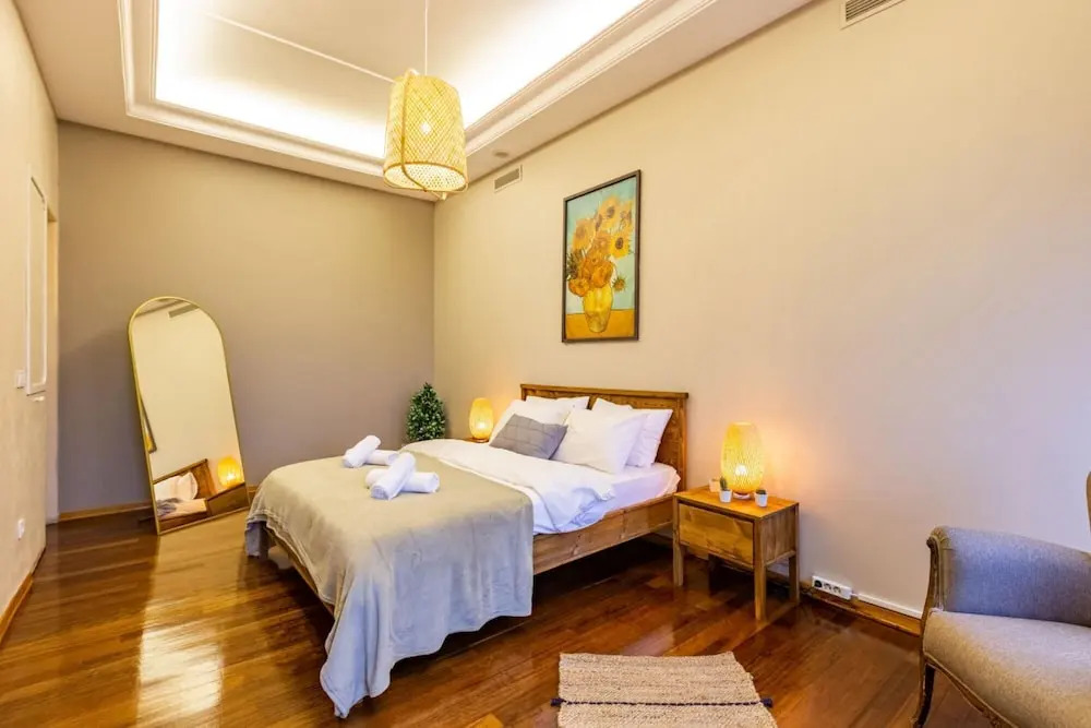 Flat With Balcony and Bosphorus View in Beyoglu