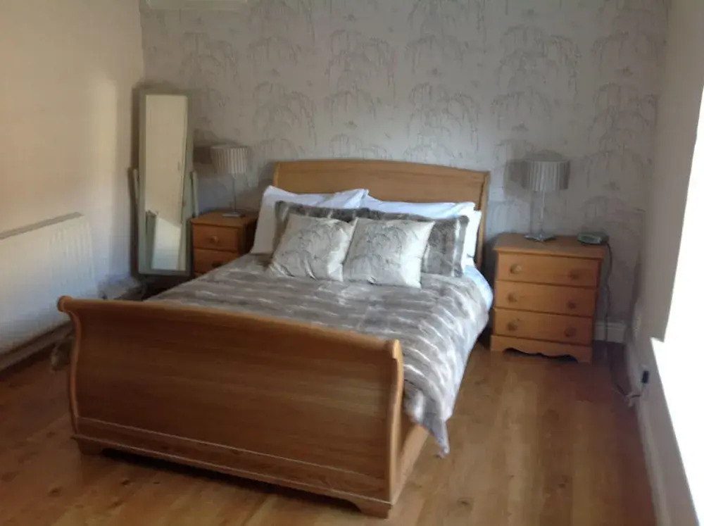 The Manifold Inn Hotel