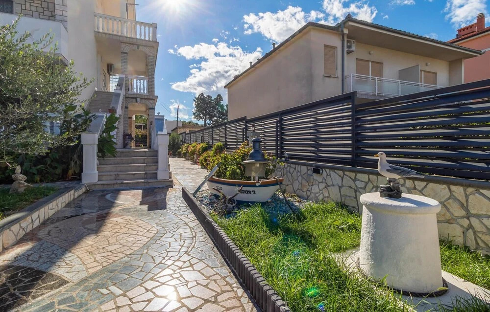 Stunning Apartment in Selce With Wifi and 2 Bedrooms