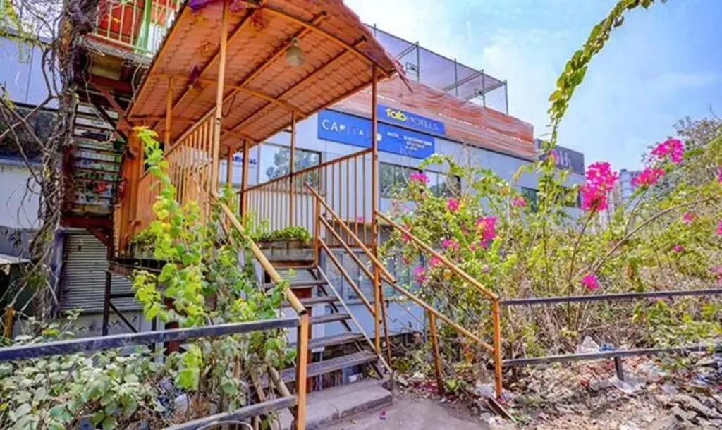 Capital O 62560 Hotel Zaid International