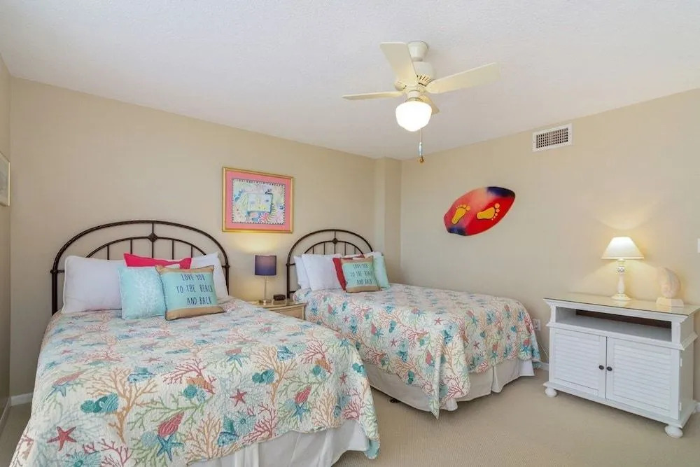 Shoreline 2096 Condo by RedAwning