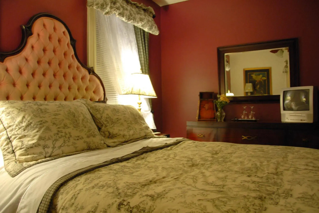 Arbor View House Bed and Breakfast