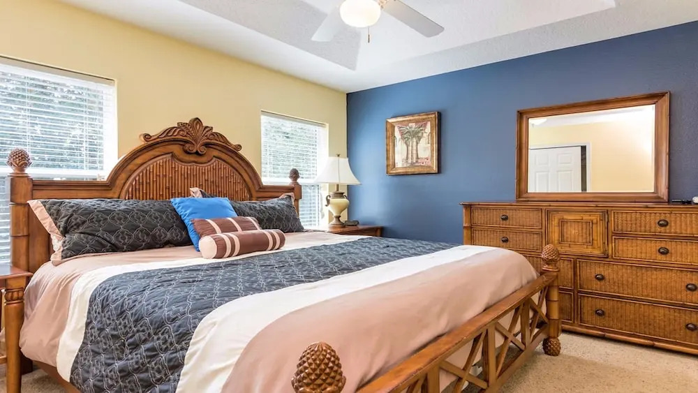 2 Miles to Disney, 3BR Home Free Wifi/crib, Best Location!