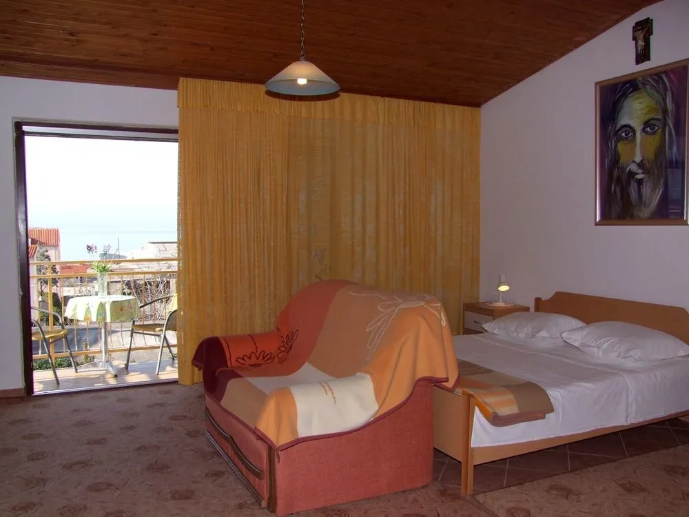 Apartment With 3 Bedrooms in Baška Voda, With Furnished Terrace and Wi