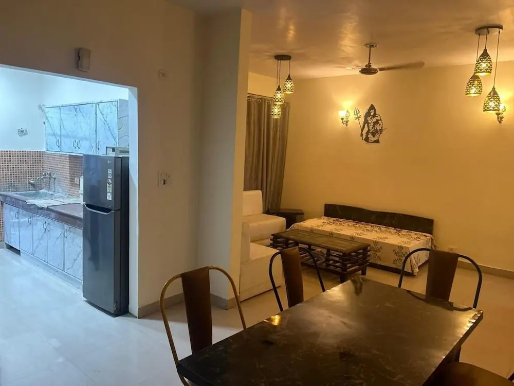 Highriseviews/familyfriendly/neartajmahal