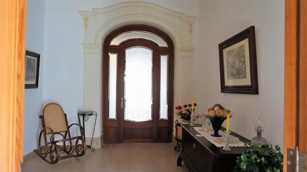 Born 23 - House with Pool in the Centre of Lluchmayor. Free Wifi