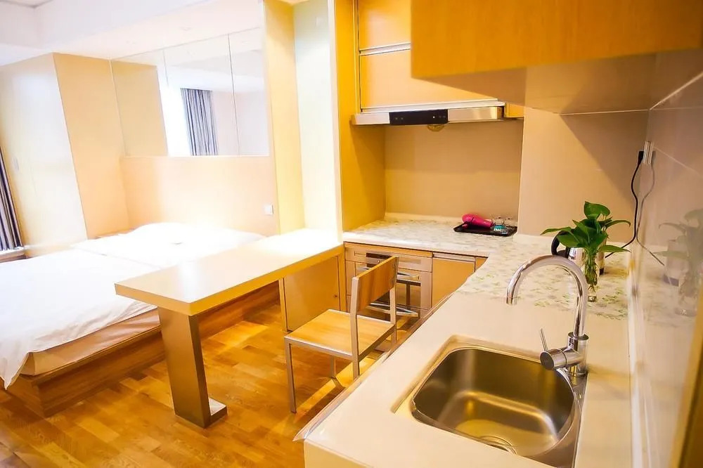 Estin International Apartment