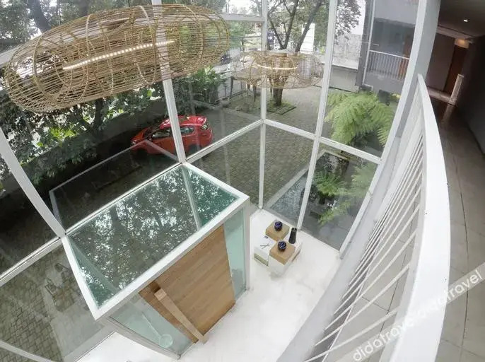 2510 Urban Living