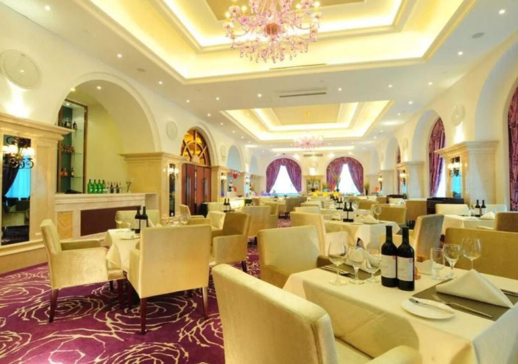 Xianyang Ocean Spring Grand Metropark Hotel