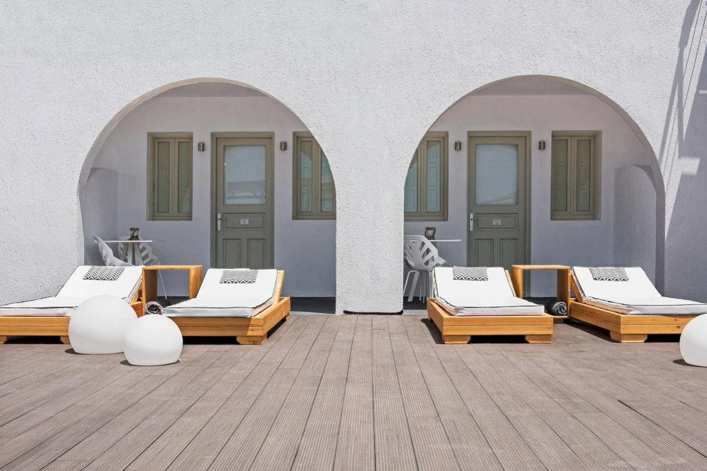 Azzurro Suites