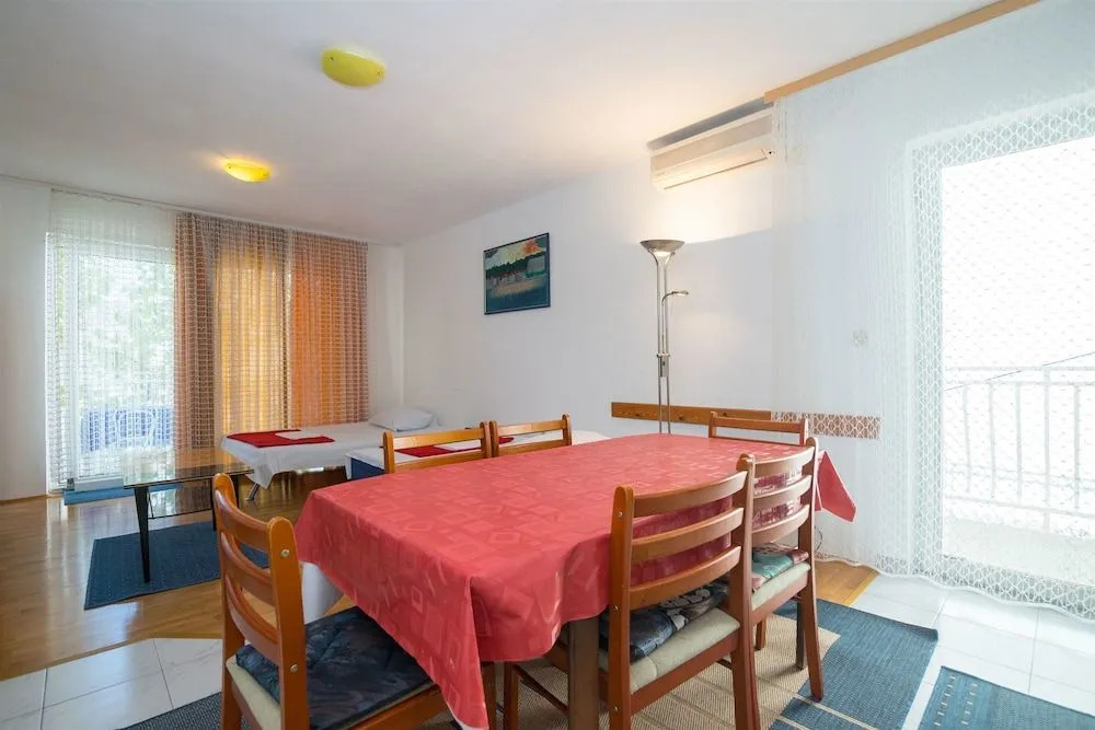 Apartment Ante TonÄi