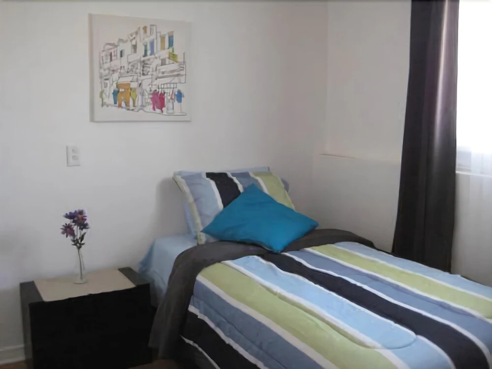 Adib Apartments - 2077 Walkley Rd