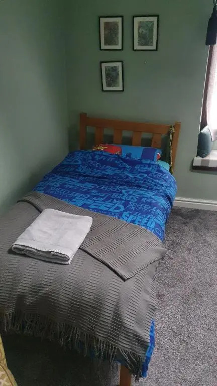 Beautiful Central Kendal Townhouse 3 Double Beds Free Parking