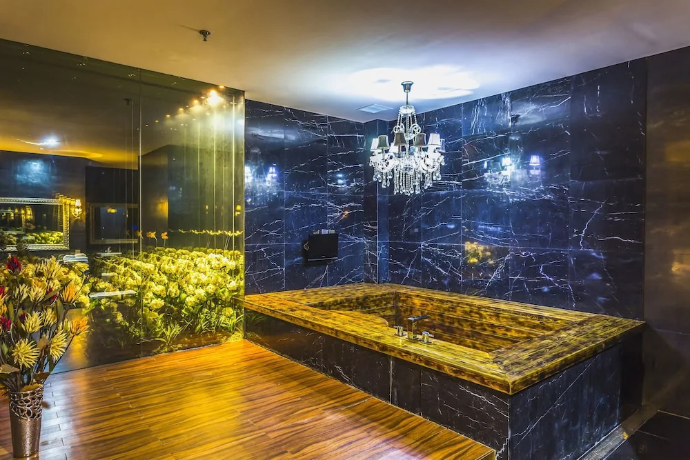 Qingdao Heng Bo Hotel