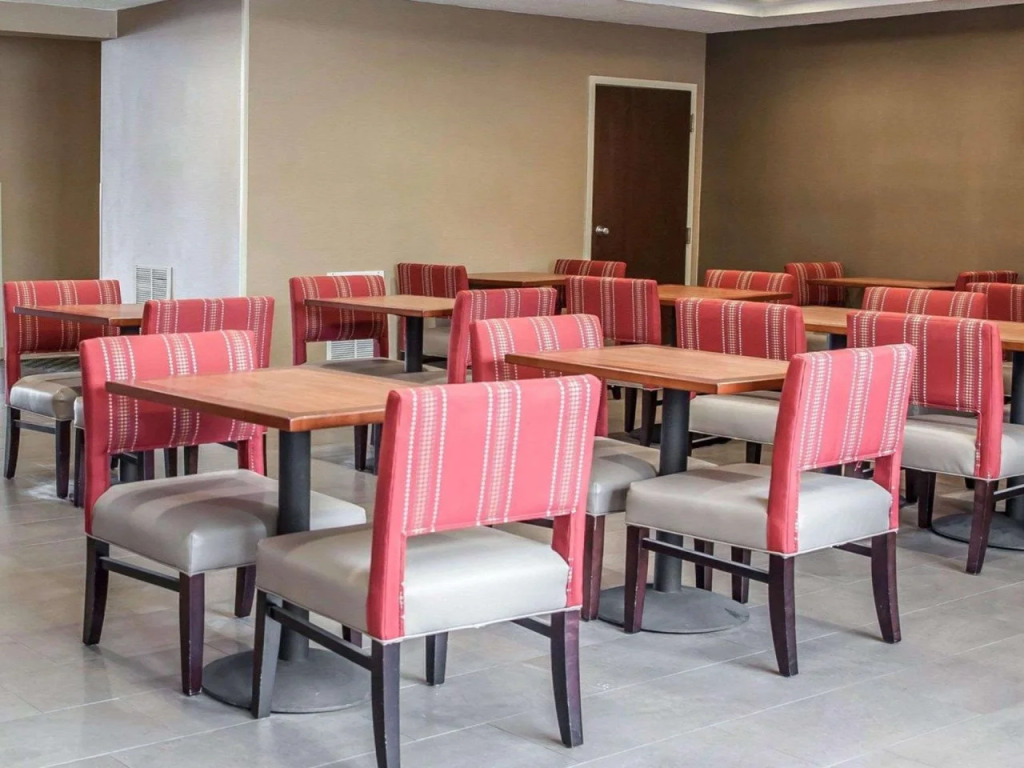 Comfort Suites Dover University Area