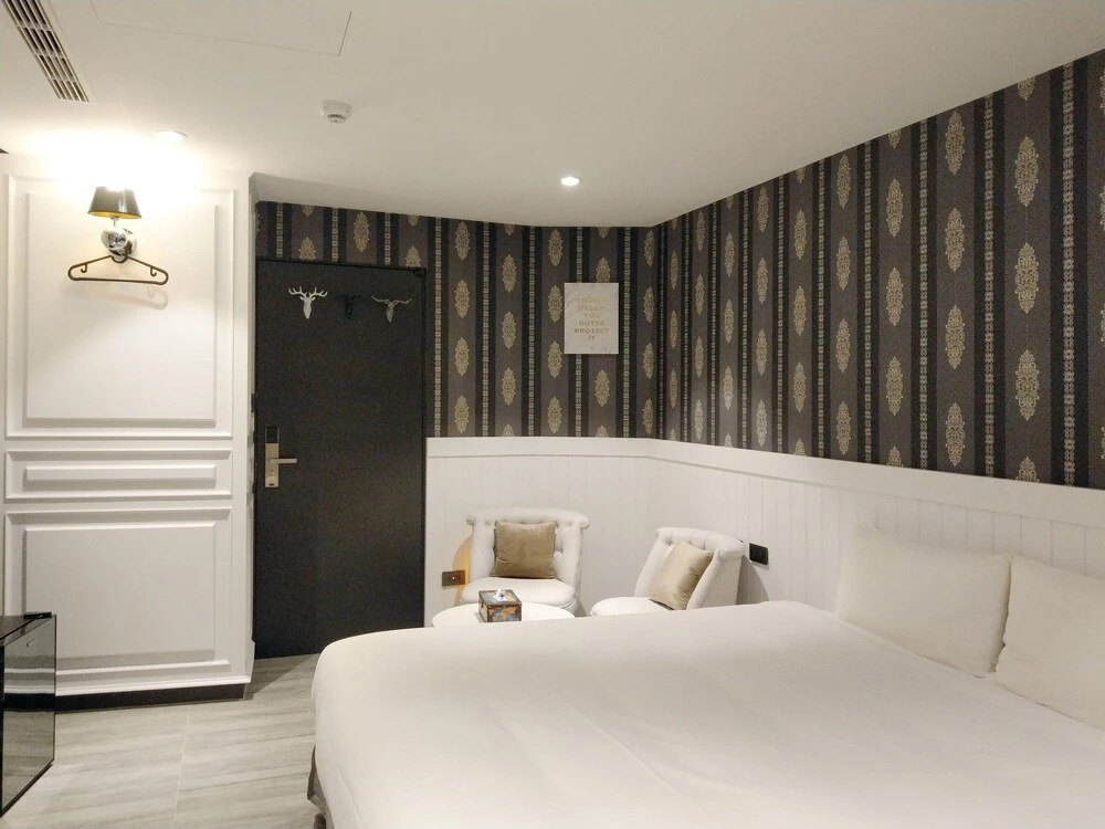 K HOTEL