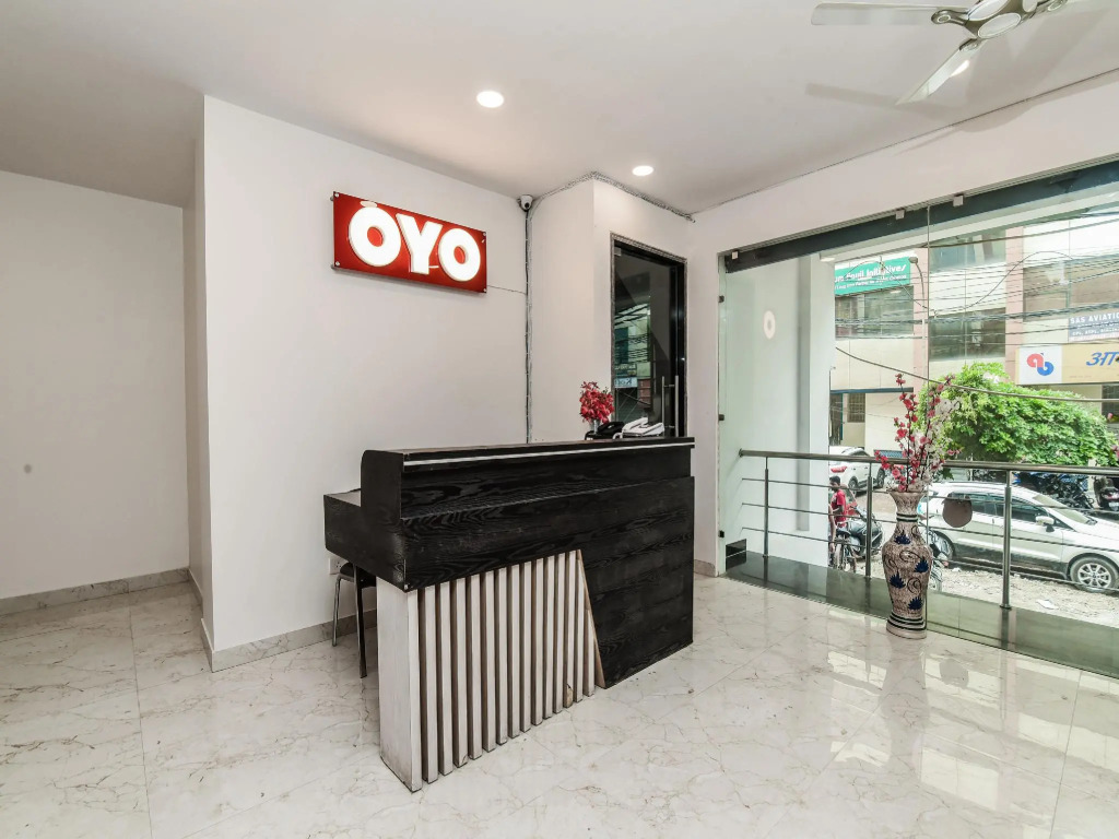 FabHotel Royal Galaxy