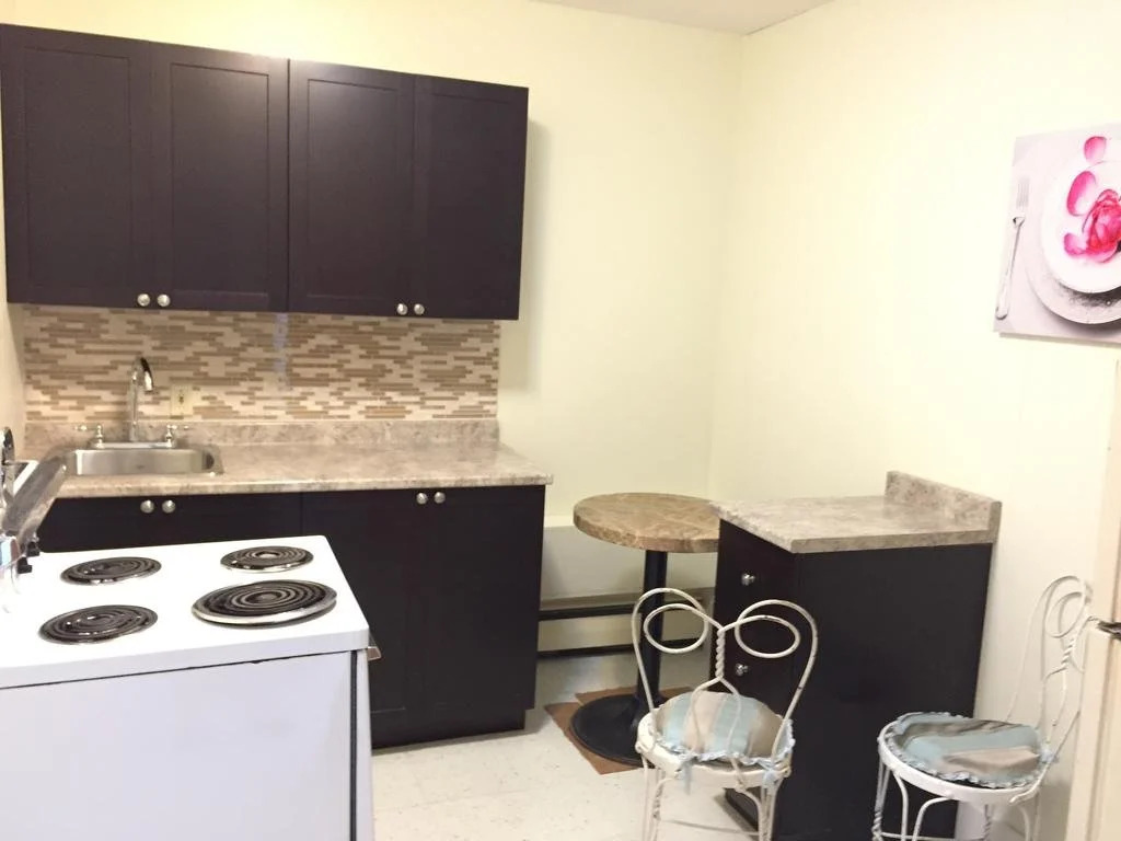 Admirals Quay Motel & Suites