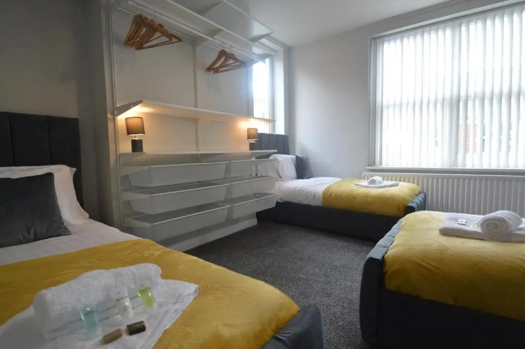 Spacious and Homely 3 Bedroom Flat - SuiteLivin