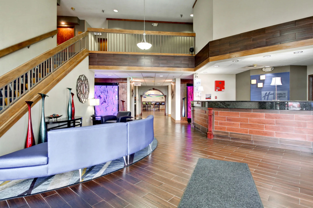 Holiday Inn Express Marshfield - Springfield Area by IHG