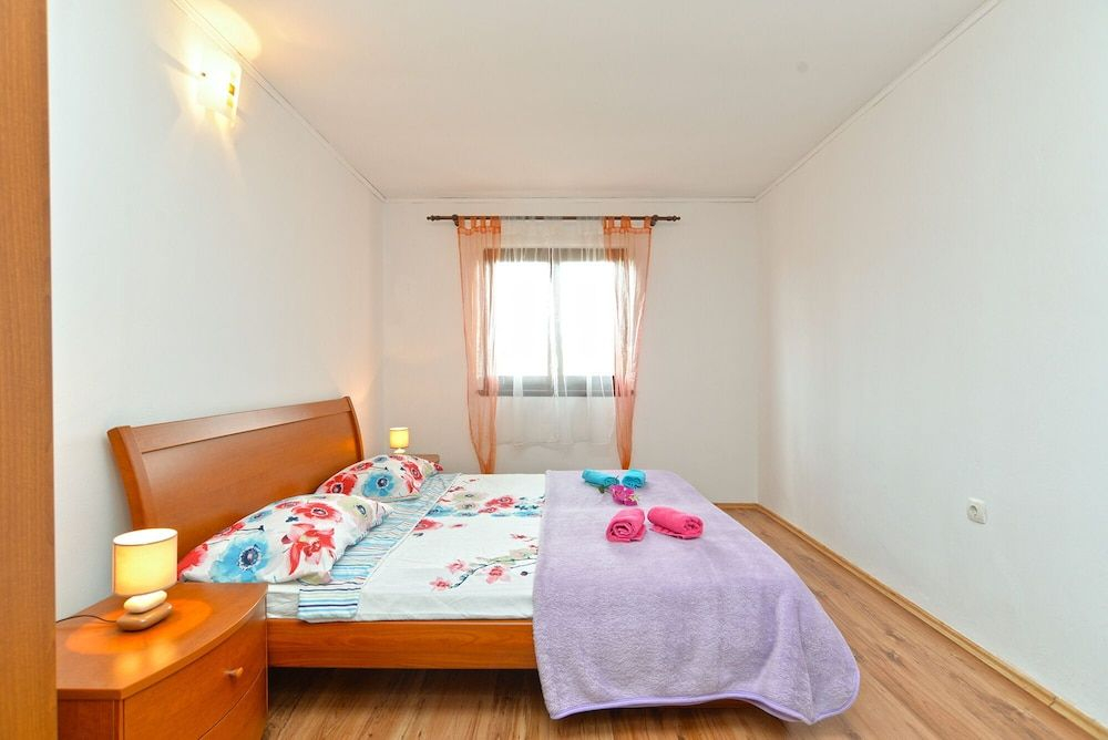 Apartment 623