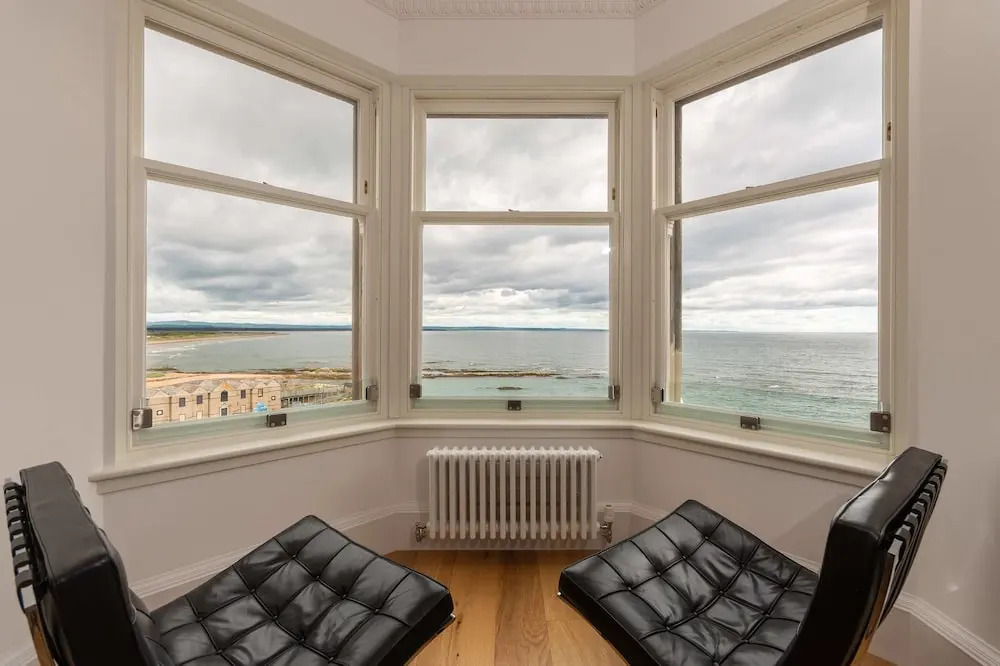 Luxury Penthouse on The Scores