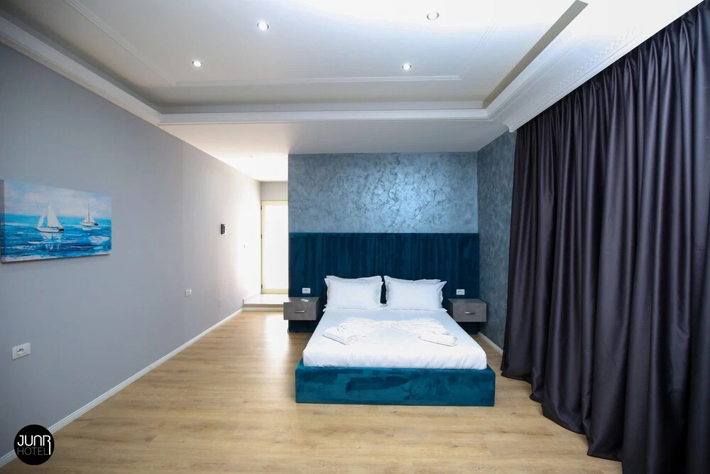 Skyhill Rooms and Suites