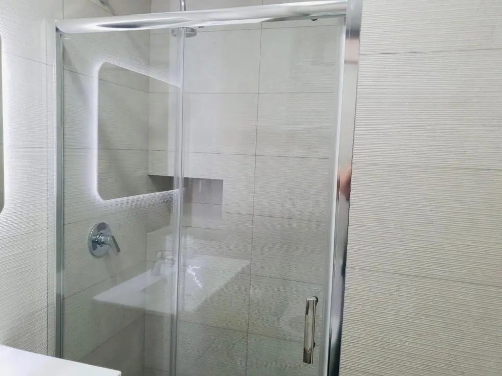 Central Lagos apt With Marina Views Near Beaches
