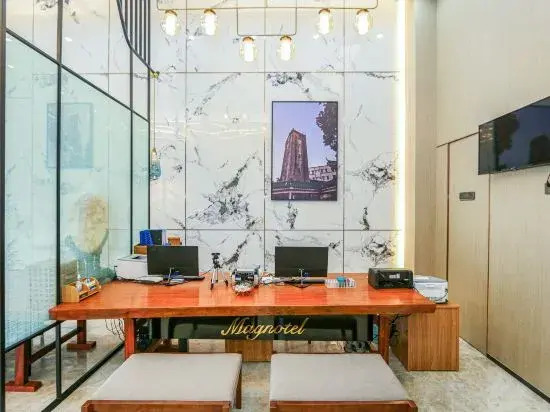 Magnotel Hotel (Dongguan Fenggang Town Yongsheng Street Walmart)