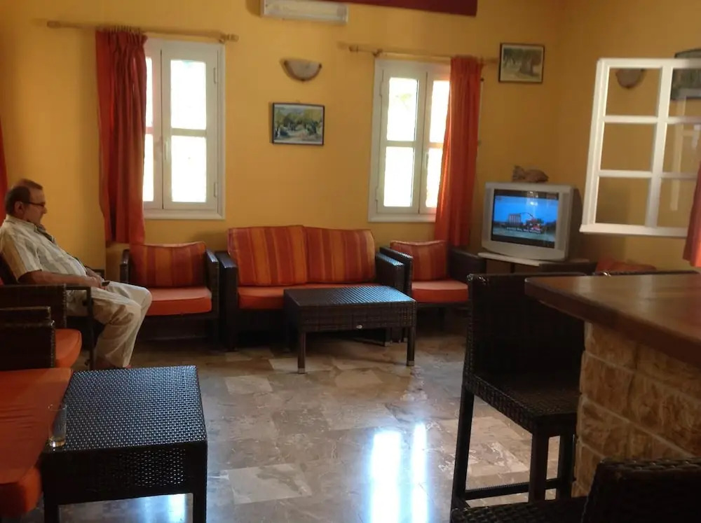 Hotel Nostos