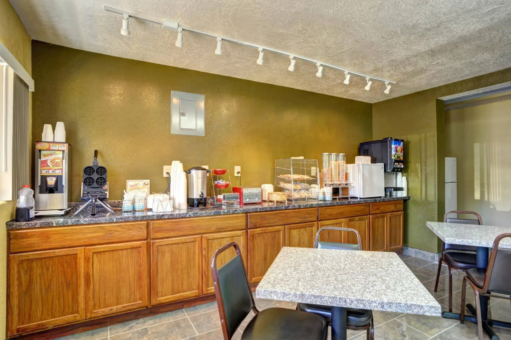 Rodeway Inn