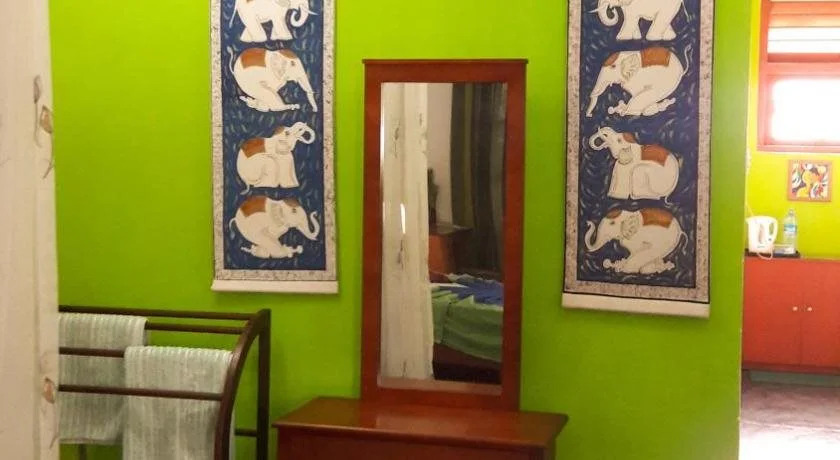 Raj Mahal Inn