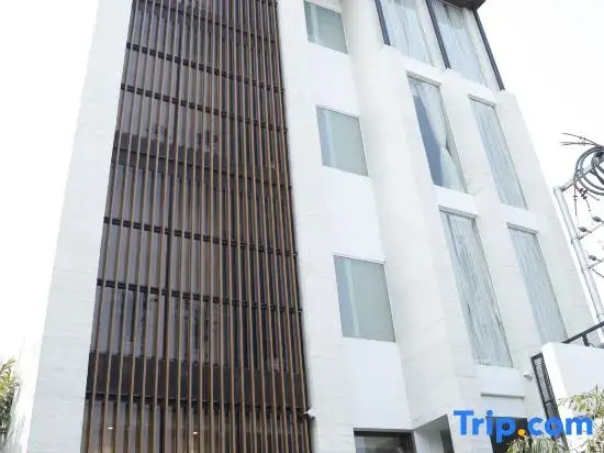 Hotel The Royal Vista