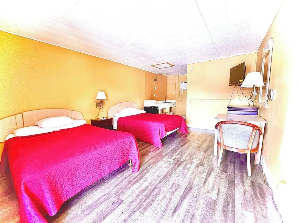 Tropic Motel
