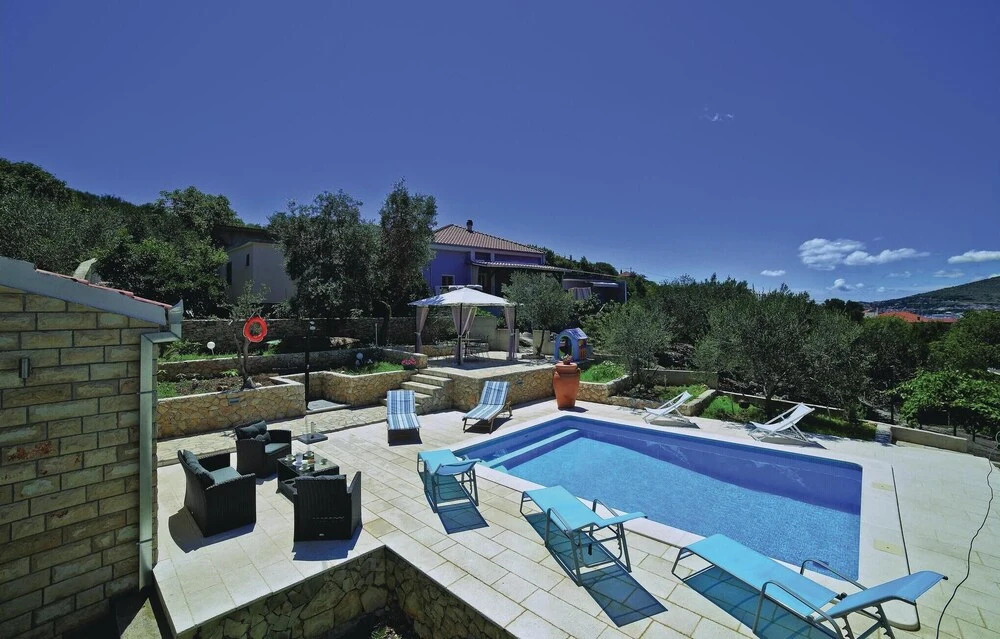Beautiful Home in Trogir With Wifi and 2 Bedrooms