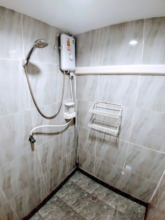 Zuzu Hostel