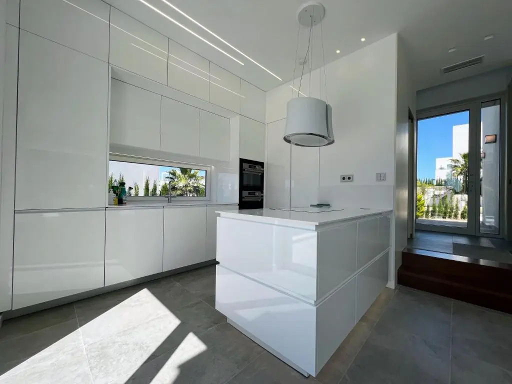 New Luxury Villa with private pool in Las Colinas golf resort LC3