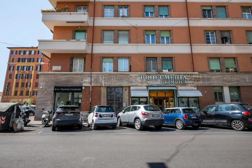 Piazza Carracci in Roma