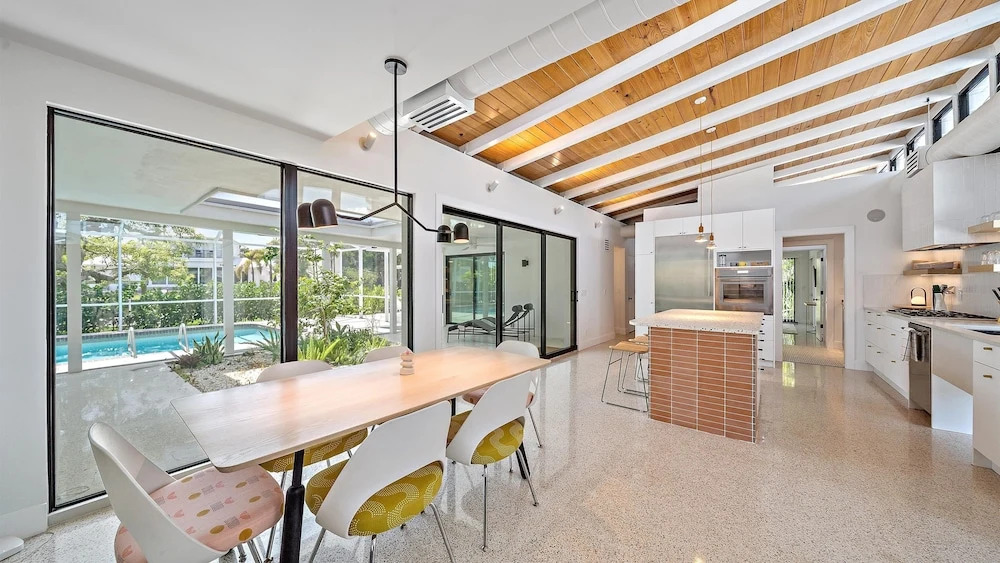 The Windward House 3 Bedroom Home by RedAwning