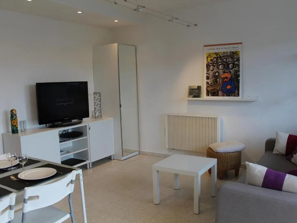 Appartement Balaruc-les-Bains, 2 pièces, 4 personnes - FR-1-503-105