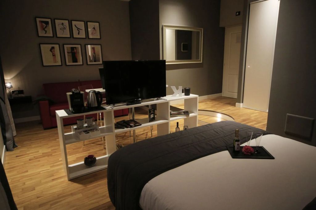 K Rooms