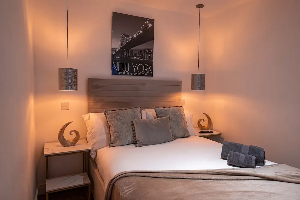 Manhattan Luxury Suites