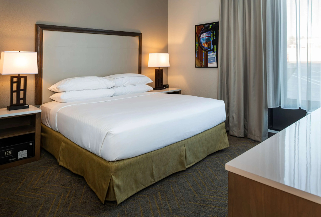 Doubletree By Hilton Madison East