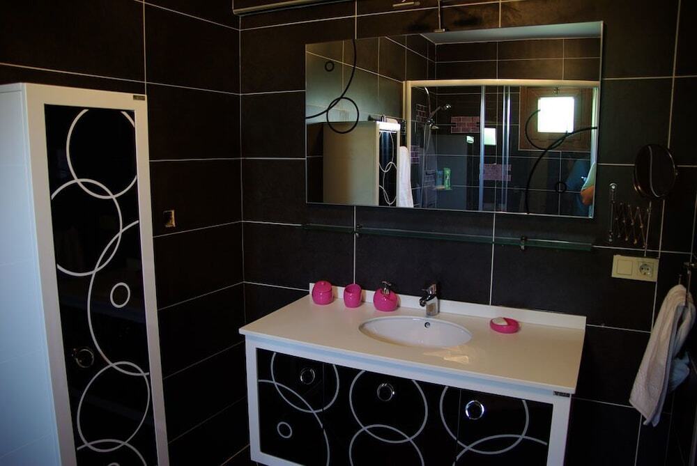 Parla Viens Suites