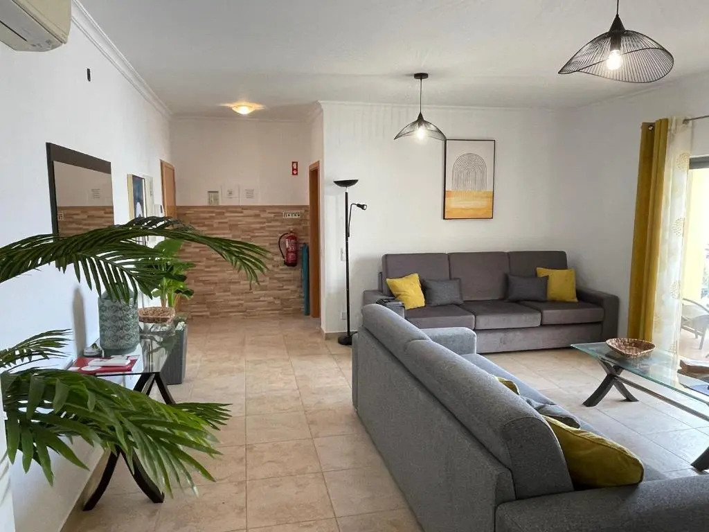 Lucas House 3 - Garden Apartment