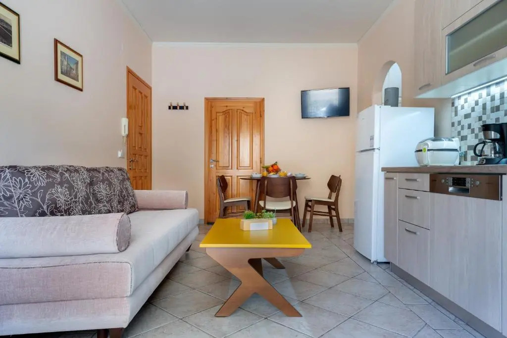 Katerina's Cozy Mountain View Apartment