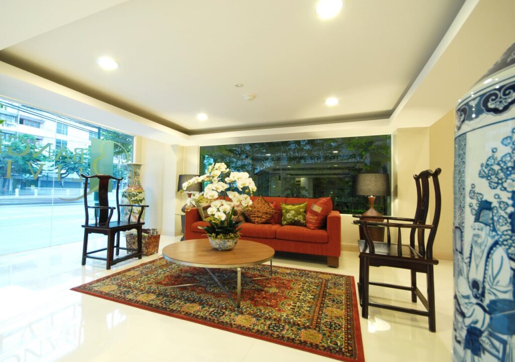 Bangkok Loft Inn