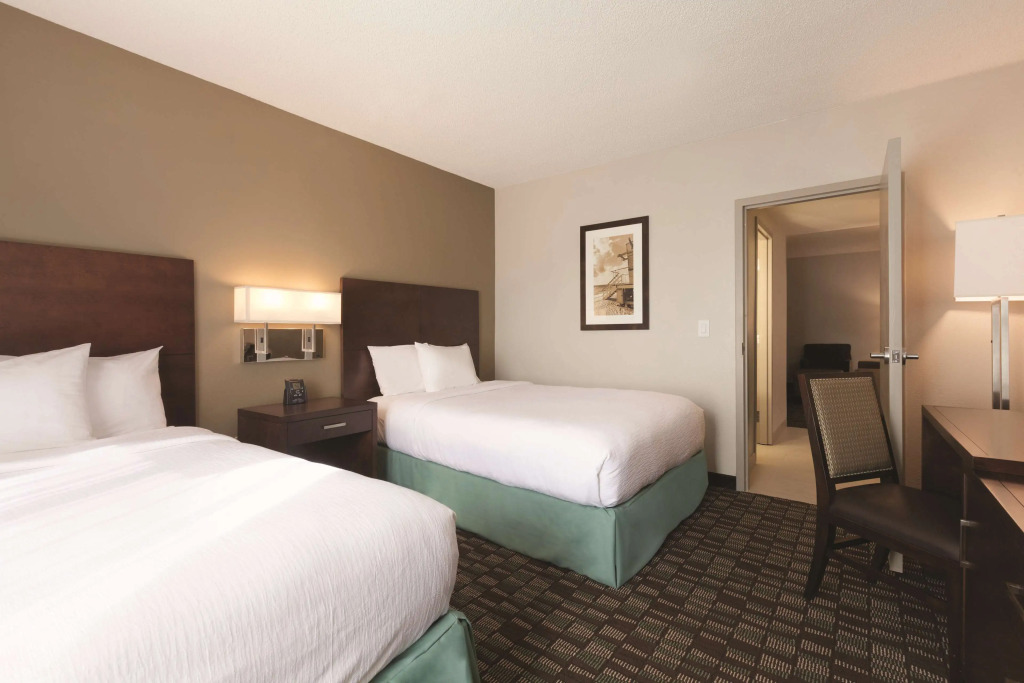 Embassy Suites by Hilton Jacksonville Baymeadows