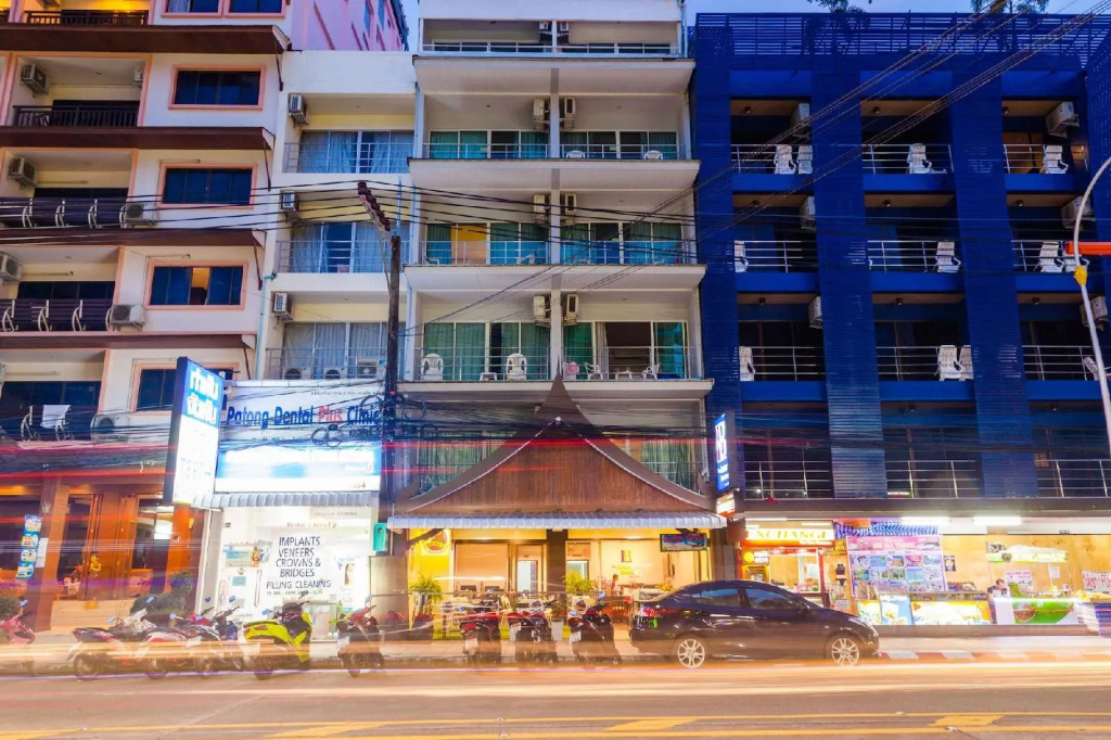 Luxur Boutique Hotel Patong