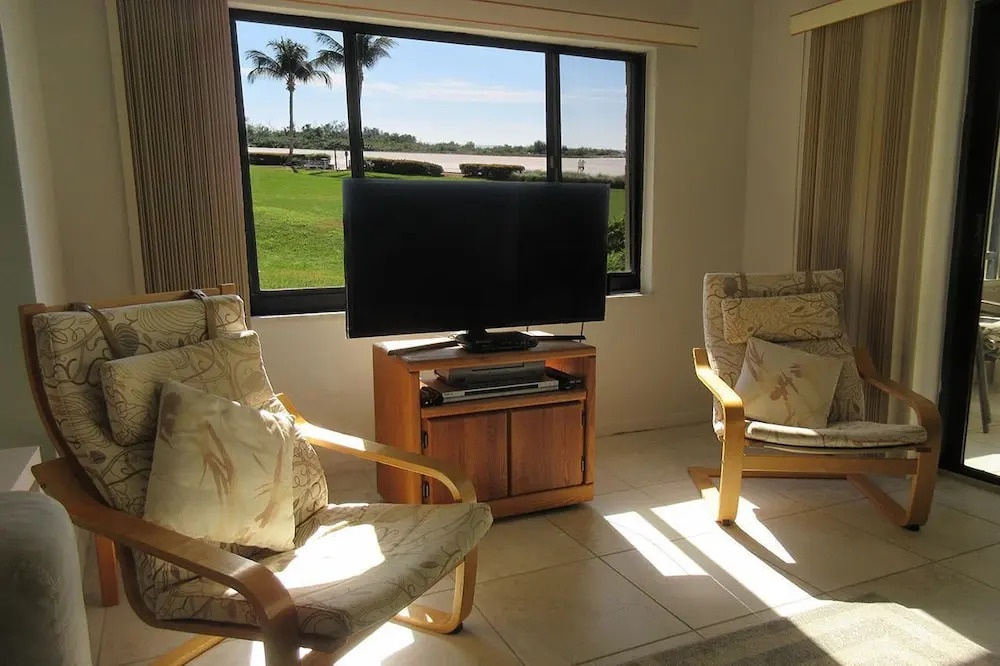 Sandarac 109B - 2 Br Condo